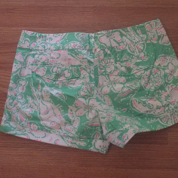 Lilly Pulitzer Glenda Green Beach Bash Barclay shorts - Picture 2 of 6